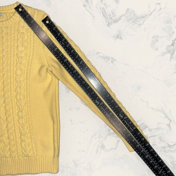 L.L. Bean Women’s Cable Knit Yellow Sweater Size Medium 298839 - Picture 3 of 6